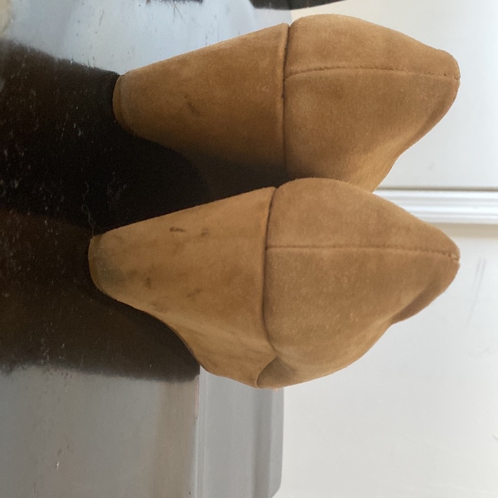 Michale Kors suede wedge in size 7.5